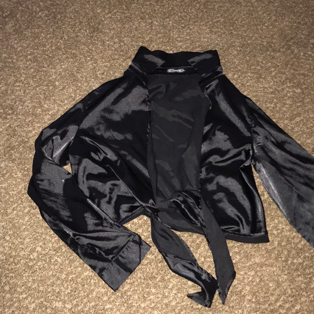 Tie crop top